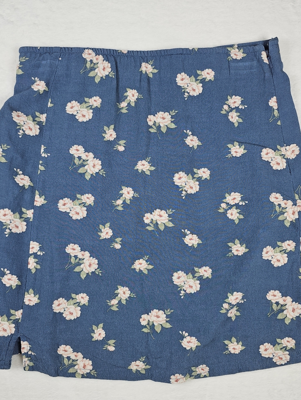 American Eagle Floral Mini Skirt Womens Small Blue Pink Rose Flowy Boho Cottage